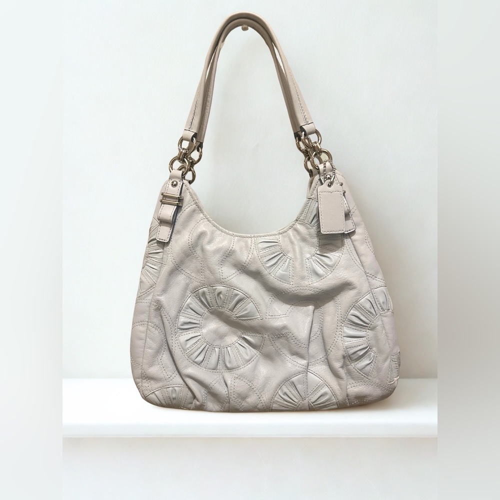 Coach Classic Leather Purse – Retired Style – Clean & Chic Light Gray - Picture 4 of 12